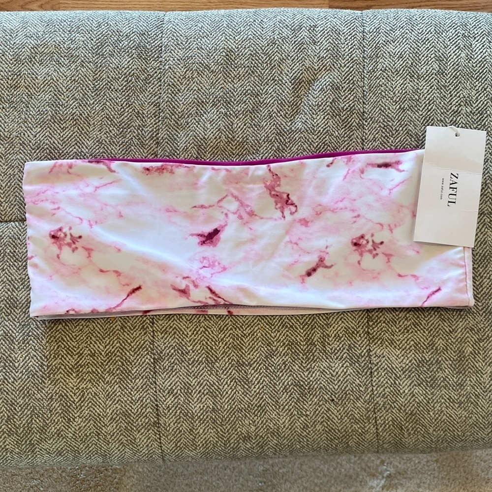 ZAFUL pink marble strapless bikini top